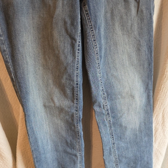 Classic Blue Denim Jeans - Picture 3 of 8